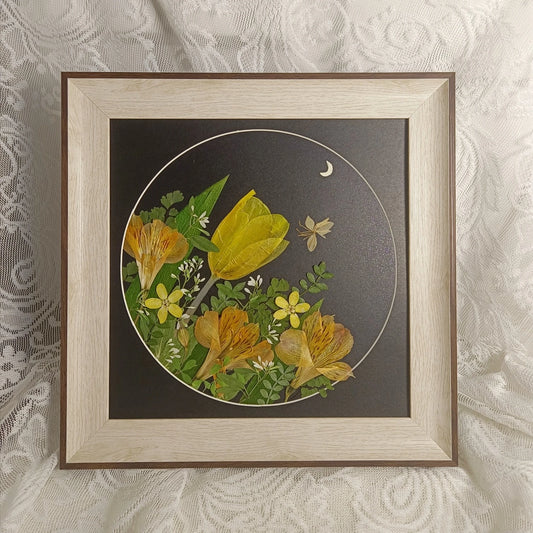 0058 Vintage Handmade Pressed Flower Wall Art
